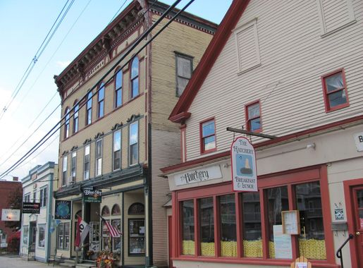 File:Main Street, Ludlow Village Historic District.JPG - Wikimedia Commons