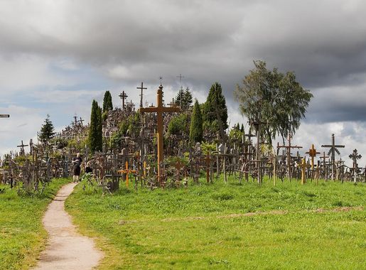 File:Colina de las Cruces, Lituania, 2012-08-09, DD 12.JPG - Wikipedia