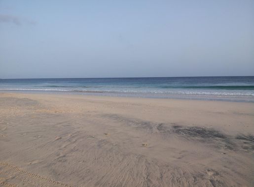 File:Praia do Curralinho (Santa Monica).jpg - Wikimedia Commons