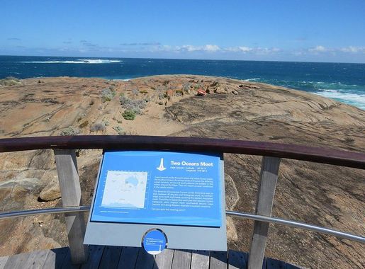 File:Lookout at Cape Leeuwin Lighthouse, February 2021 02.jpg - Wikimedia  Commons