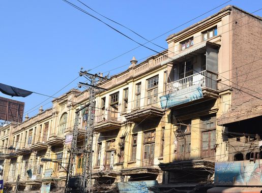 File:Afghan Building, Peshawar.JPG - Wikimedia Commons