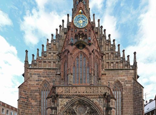 File:Nuremberg Frauenkirche edit.jpg - Wikimedia Commons