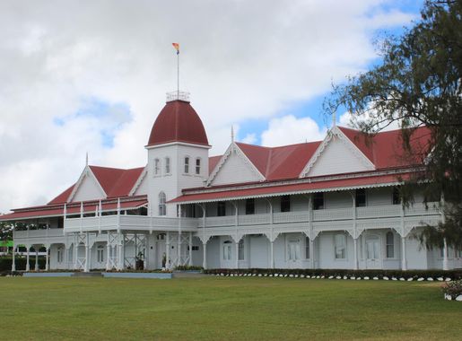 File:Royal Palace, Nuku'alofa, Nov 18.jpg - Wikipedia