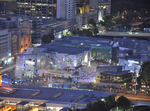 File:Federation Square (5399921791).jpg - Wikipedia