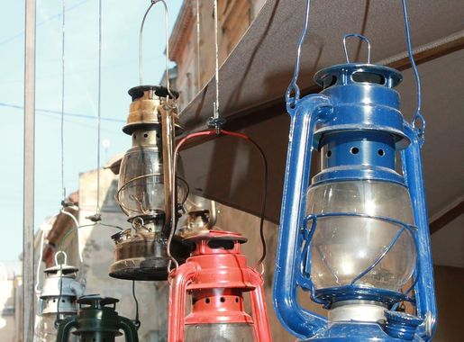 HD wallpaper: lamp, kerosene lamp, antiquity, ukraine, lviv, street, café |  Wallpaper Flare