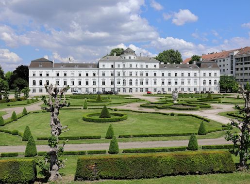 File:Wien - Palais Augarten (2).JPG - Wikimedia Commons