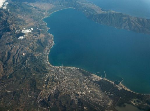 Bay of Vlorë - Wikipedia