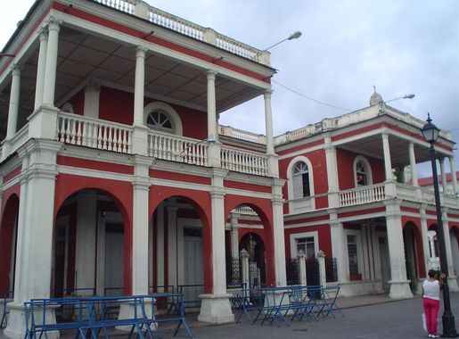 File:Granada street 3.JPG - Wikimedia Commons