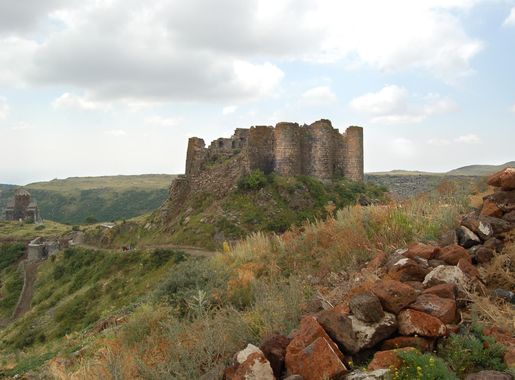 File:Amberd Fortress, Armenia.JPG - Wikimedia Commons