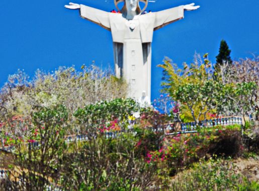 File:VN-vungtau-christus-statue.jpg - Wikimedia Commons