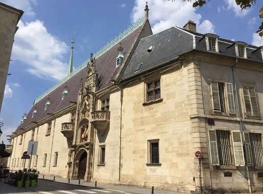File:Palais des Ducs de Lorraine Nancy 2018.jpg - Wikimedia Commons