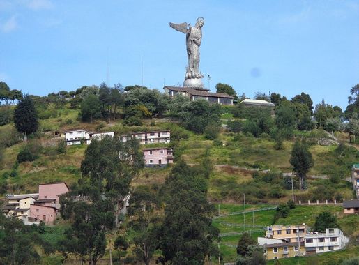 File:Quito, Ecuador (Panoramics views of El Panecillo) pic.a7.jpg -  Wikipedia