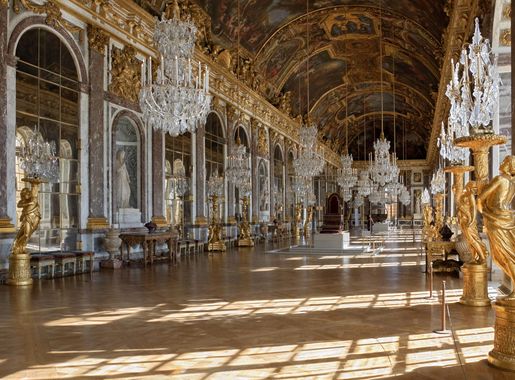 File:Chateau Versailles Galerie des Glaces.jpg - Wikipedia