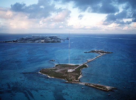 File:Johnston-Atoll-DF-ST-92-02431.JPEG - Wikimedia Commons