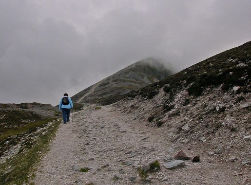 File:Croagh patrick path.jpg - Wikimedia Commons