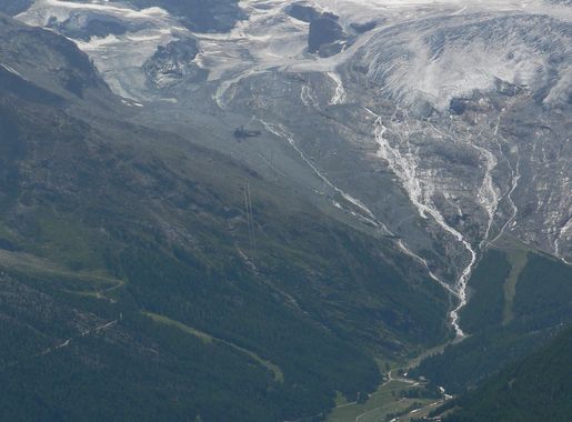 File:Saas-Fee.jpg - Wikimedia Commons