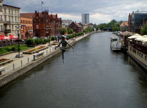 File:Bydgoszcz stare miasto.JPG - Wikimedia Commons