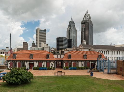File:Fort Conde and Skyline of Mobile 20160712 1.jpg - Wikimedia Commons