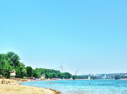 Датотека:Ada Ciganlija - panoramio (2).jpg — Википедија