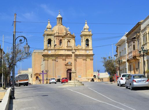 File:Malte, Gozo, Zebugg 2011-04-19.JPG - Wikipedia