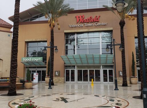 File:Westfield Valencia Town Center Entrance.jpg - Wikipedia
