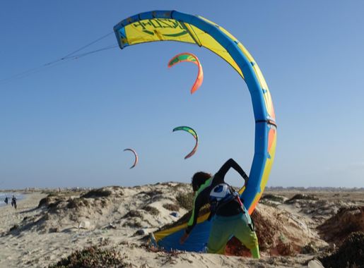 File:Santa Maria - Costa da Fragata, Kite Surfer.JPG - Wikimedia Commons