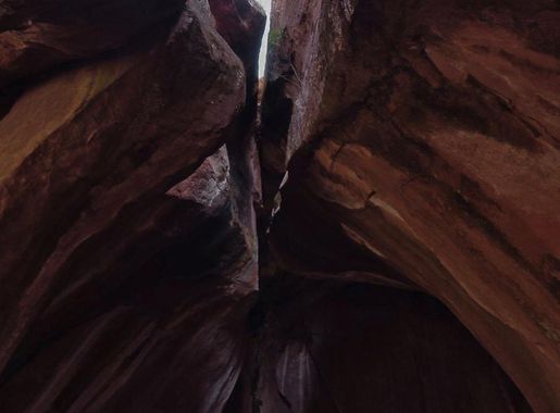 Archivo:Ciudad de Itas- Piedras apoyadas.jpg - Wikipedia, la enciclopedia  libre