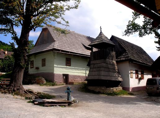 File:Slovakia Vlkolinec 30.JPG - Wikimedia Commons