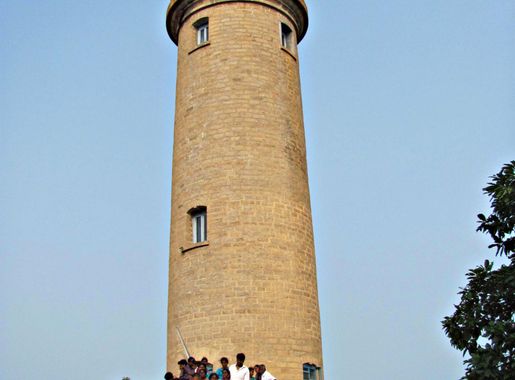 File:Mahabalipuram Lighthouse (5327274818).jpg - Wikimedia Commons