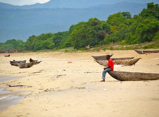 File:Kande Beach (6645710637).jpg - Wikimedia Commons