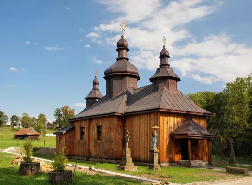 File:Bartne - Lemko Orthodox Church of St. St. Cosma and Damian no. 2.JPG -  Wikimedia Commons