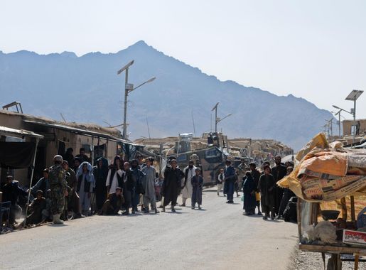File:Chorah in Urozgan Province of Afghanistan-5.jpg - Wikimedia Commons