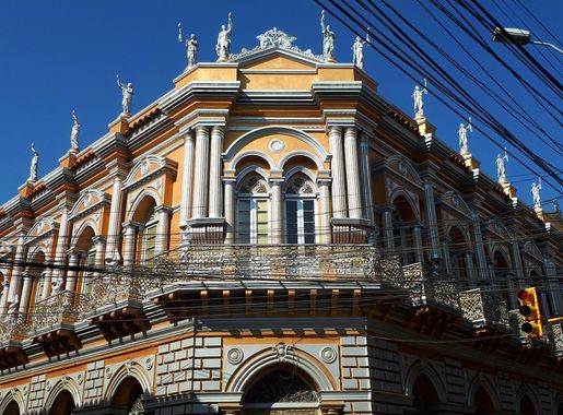 File:Casa Dorada.jpg - Wikimedia Commons