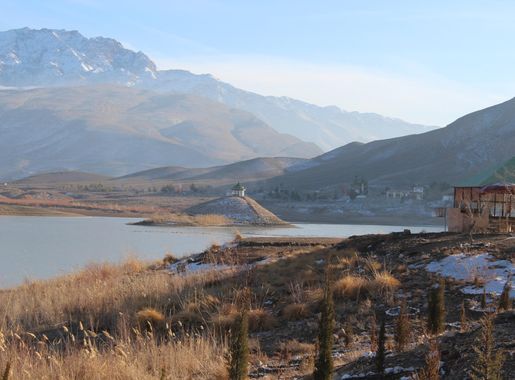 File:Area around the Hanna Lake, Quetta.jpg - Wikimedia Commons
