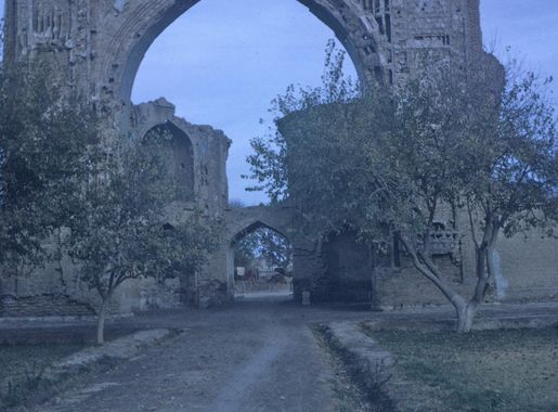 File:Balkh mosque entrance arch.jpg - Wikimedia Commons