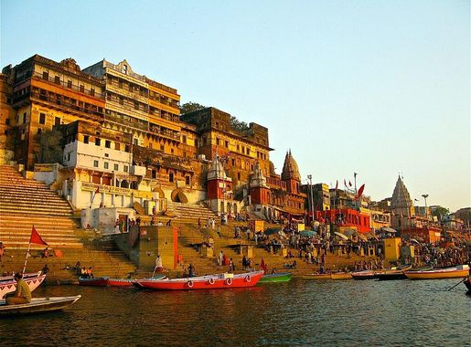 File:Ahilya Ghat by the Ganges, Varanasi.jpg - Wikipedia