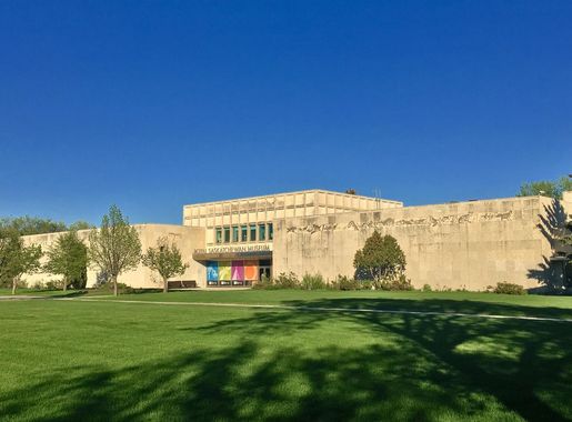 File:Regina Museum (natural history and indigenous persons).jpg - Wikimedia  Commons