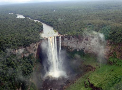 File:Kaieteur Falls Aerial 02.jpg - Wikimedia Commons