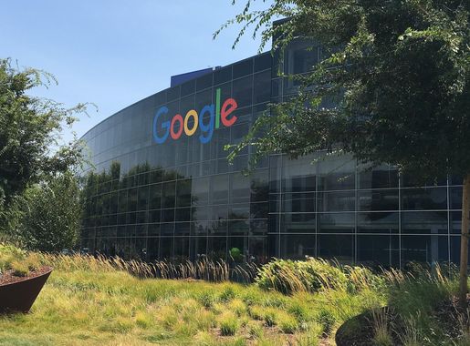 File:Googleplex HQ.jpg - Wikipedia
