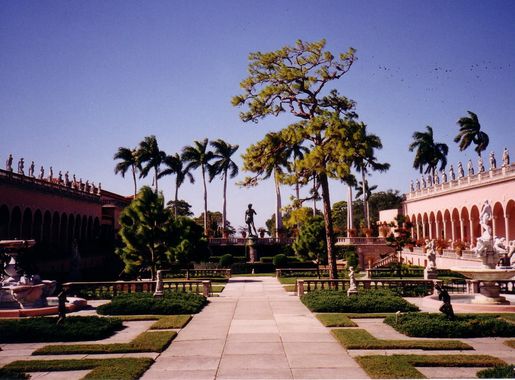 File:The Ringling Museum, Sarasota VI.jpg - Wikimedia Commons