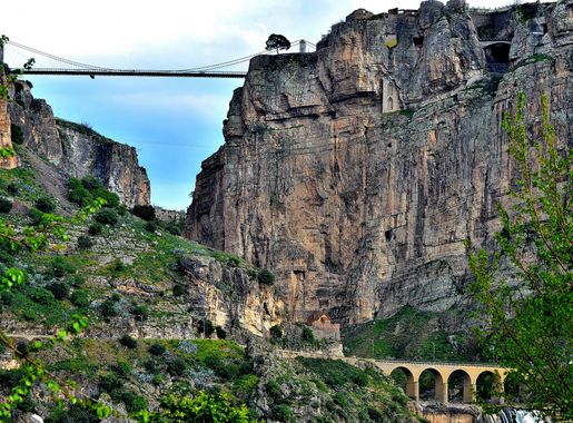 File:Gorges du Rhummel & ponts.jpg - Wikimedia Commons