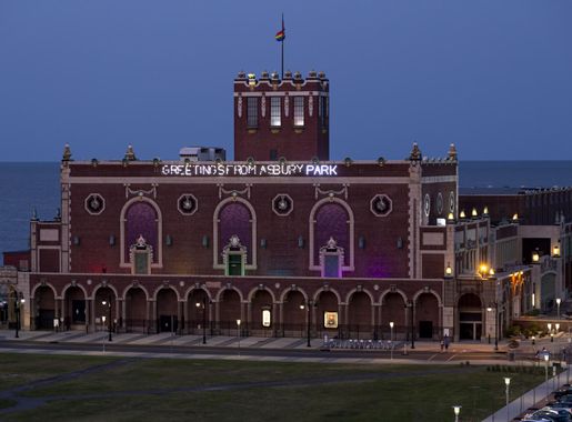File:Paramount Theatre Asbury Park Convention Hall NJ2.jpg - Wikimedia  Commons
