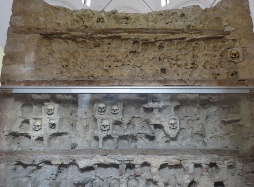File:Ćele-kula, Niš, Srbija, 13.JPG - Wikimedia Commons