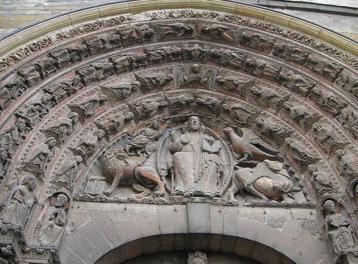 Fichier:Angers Cathedral Christ in Majesty TTaylor.JPG — Wikipédia