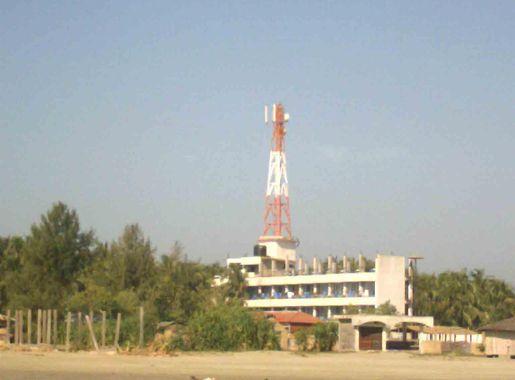 File:Light house saint martin's island.jpg - Wikimedia Commons