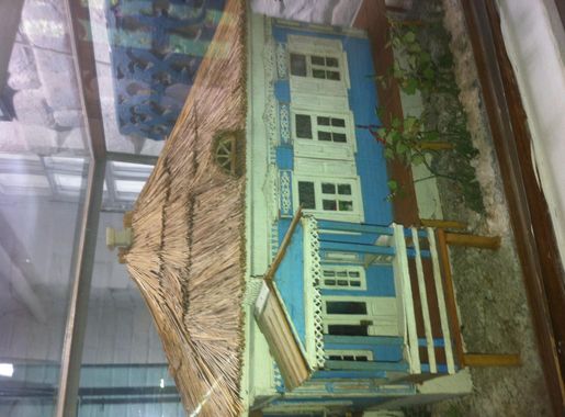 File:Layout cossack hut in the museum Starocherkassk.jpeg - Wikimedia  Commons