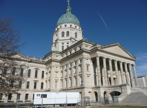 File:Kansas State Capitol.jpg - Wikimedia Commons