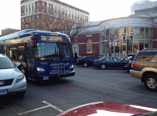 File:CT Transit Stamford Bus 1214.JPG - Wikimedia Commons