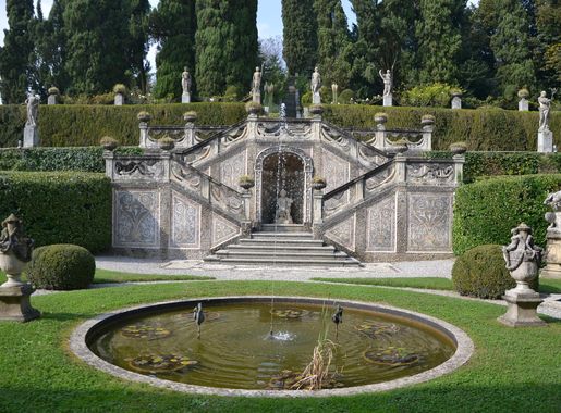 File:Villa Sommi Picenardi (Olgiate Molgora) 10.JPG - Wikimedia Commons