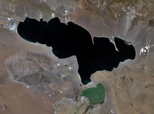 File:Khyargas Nuur and Airag Nuur lakes, Mongolia, Landsat image,  07-28-2015.jpg - Wikimedia Commons